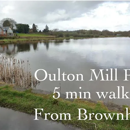 Brownhills Villa Eaton  Buitenkant foto
