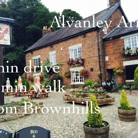 Brownhills Villa Eaton  Buitenkant foto