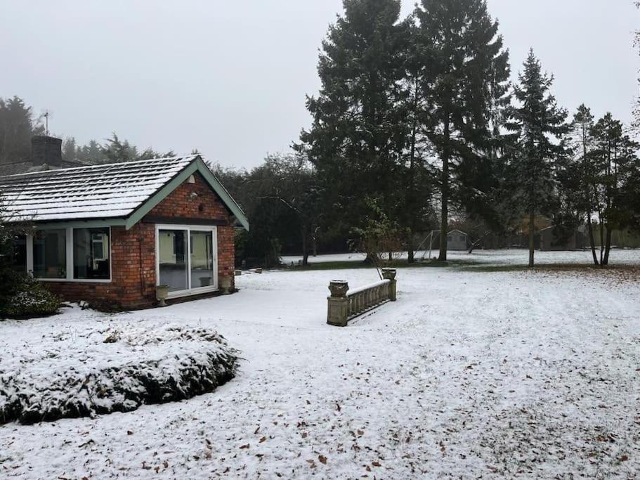 Brownhills * Eaton (near Tarporley, Cheshire)
